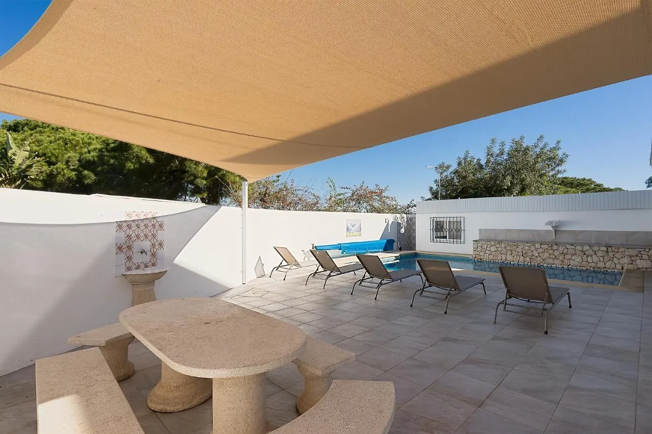 Casa Nela Villa Carvoeiro  0*, Carvoeiro (Lagoa)