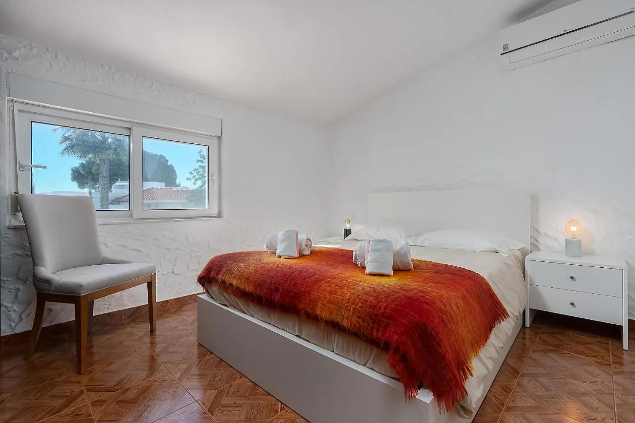 Casa Nela Villa Carvoeiro  0*, Carvoeiro (Lagoa)